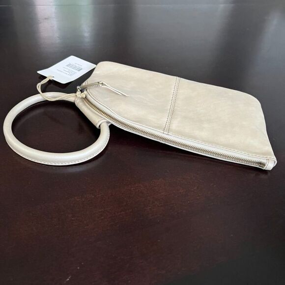 NWT HOBO Genuine Leather Sandshell Sable-Style Wristlet Purse Handbag Clutch - Picture 4 of 9